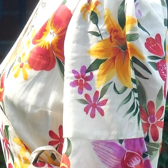 Old Navy / Floral / Wrap Dress - Picture 5 of 5